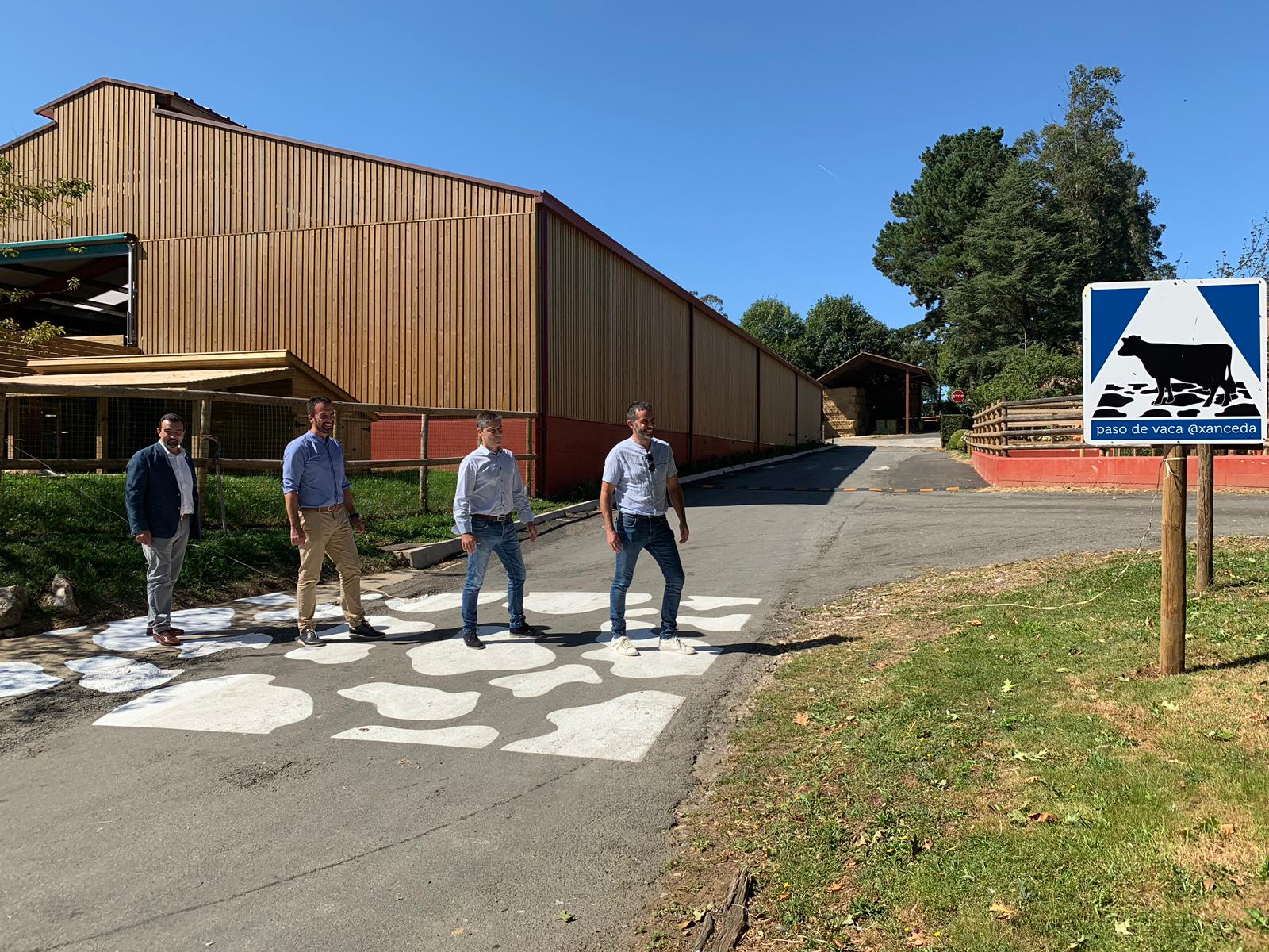 Inauguramos 4 pasos de vaca en ayuntamientos rurales